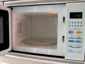 microwave_oven_interior-1024x768
