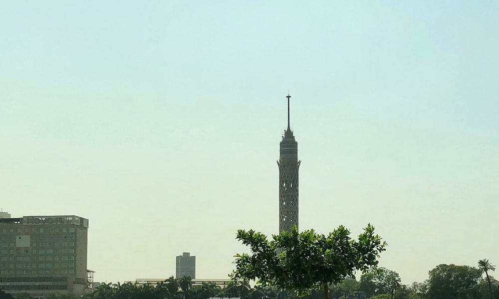 برج القاهرة على كورنيش النيل بالجزيرة — صورة توضيحية لمركز ديلويت التقني في القاهرة