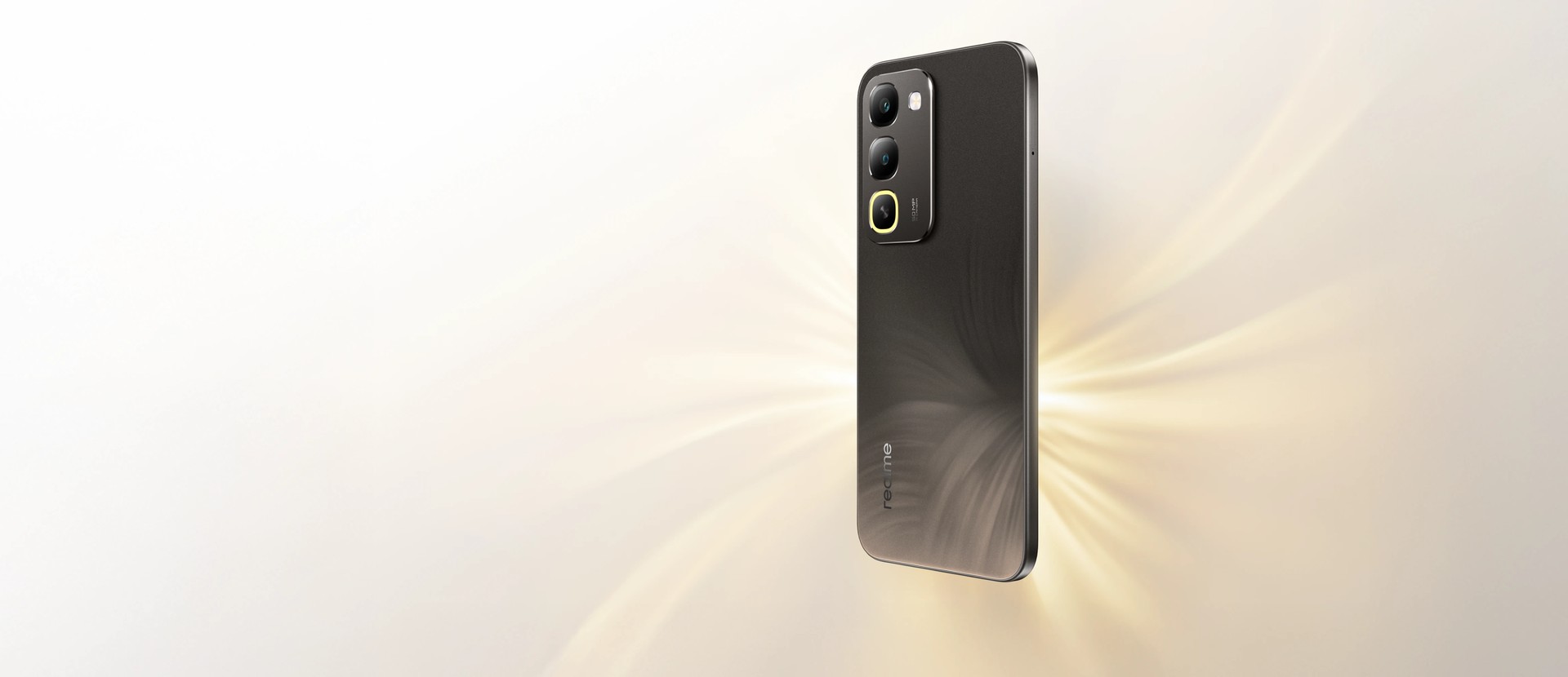 هاتف realme C100 بتصميمه الخلفي